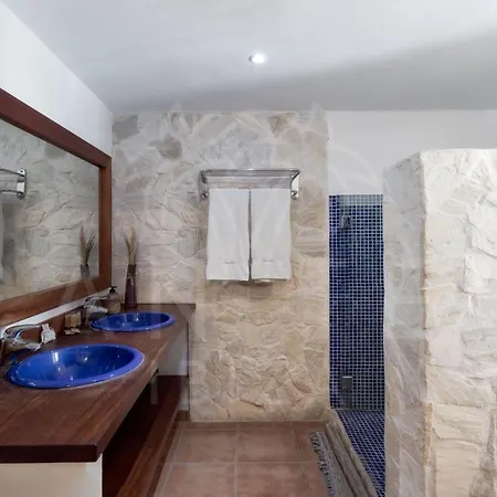 Villa Teo - In Ibiza *